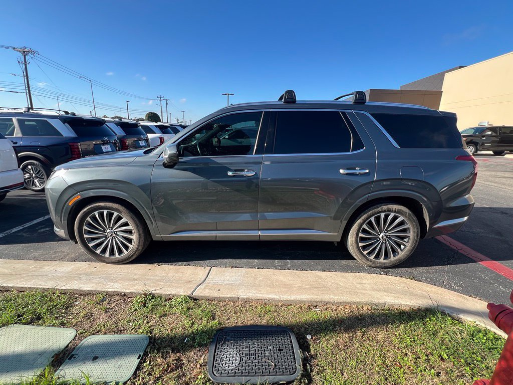 Used 2024 Hyundai Palisade Calligraphy AWD/4WD image 5