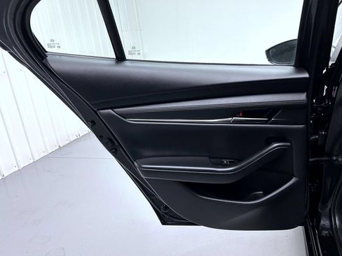 Used 2025 MAZDA MAZDA3 s FWD image 20