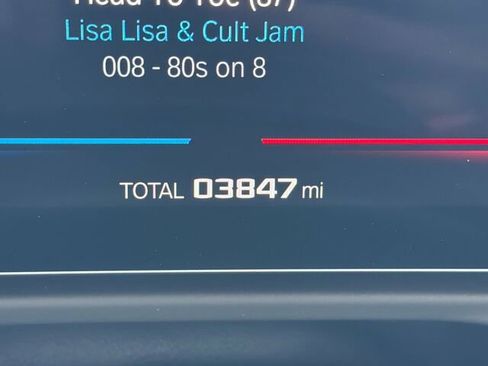 Used 2025 BMW M2 w/ Lighting Package image 31