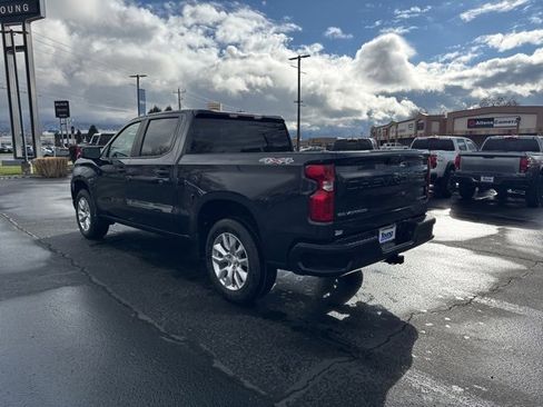 Used 2022 Chevrolet Silverado 1500 Custom image 5