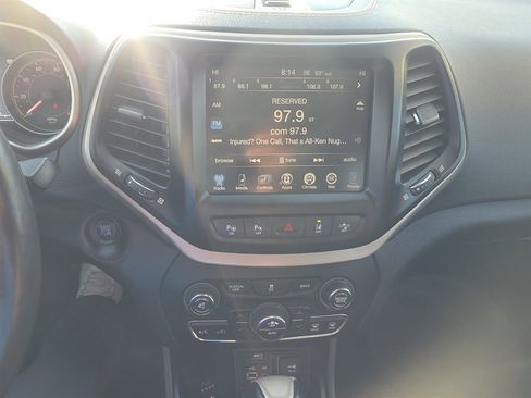 Used 2014 Jeep Cherokee Limited w/ Technology Group image 6