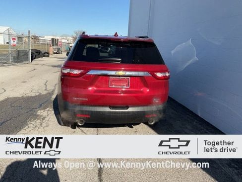 Used 2019 Chevrolet Traverse LT image 6