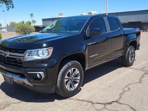 Used 2022 Chevrolet Colorado Z71 AWD/4WD image 4