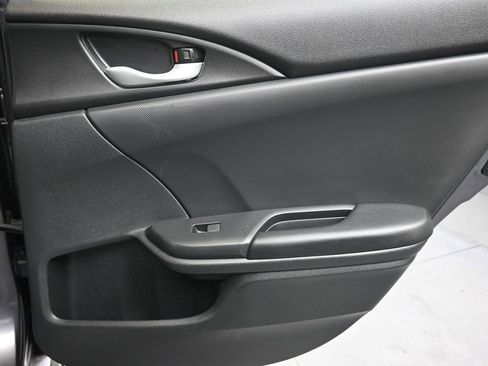 Used 2019 Honda Civic Sport image 14