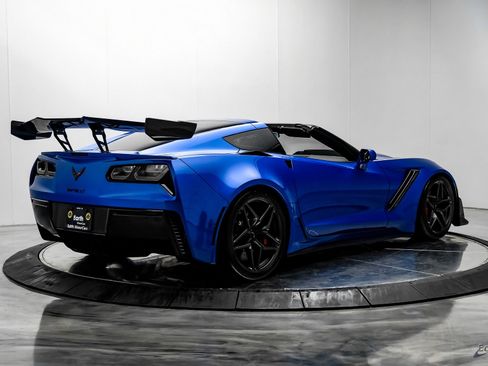 Used 2019 Chevrolet Corvette ZR1 image 16