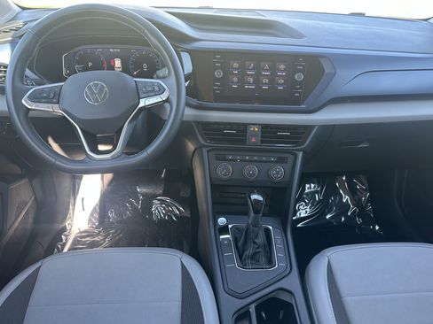 Used 2022 Volkswagen Taos SE image 23