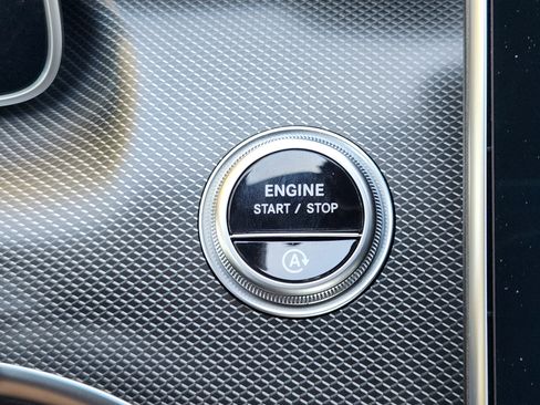 Certified 2025 Mercedes-Benz C 300 4MATIC Sedan image 20