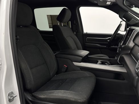 Used 2019 RAM 1500 Big Horn AWD/4WD image 30