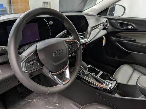 New 2026 Chevrolet Trax ACTIV image 18