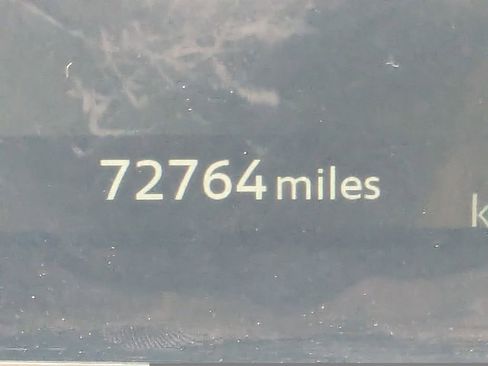 Used 2023 Nissan Ariya AWD image 28