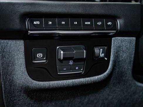 Used 2026 Cadillac Escalade Platinum Sport w/ LPO, Floor Liner Package image 17