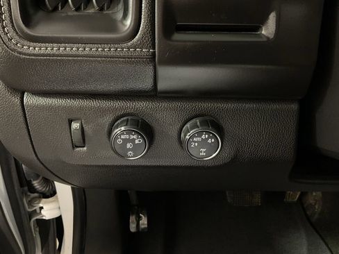 Used 2015 GMC Canyon SLE AWD/4WD image 27