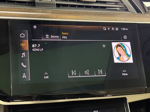 Used 2023 Audi e-tron Premium w/ Convenience Plus Package image 14