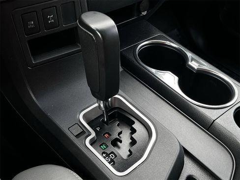 Used 2019 Toyota Sequoia Limited image 17