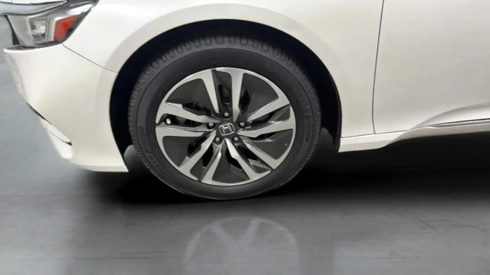 Used 2020 Honda Accord Touring image 27