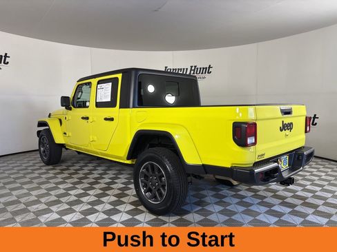 Used 2024 Jeep Gladiator Sport image 7