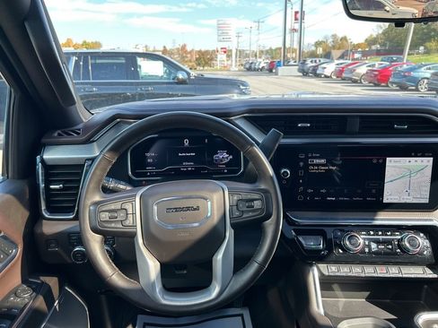 Used 2024 GMC Sierra 2500 Denali w/ Technology Package image 18