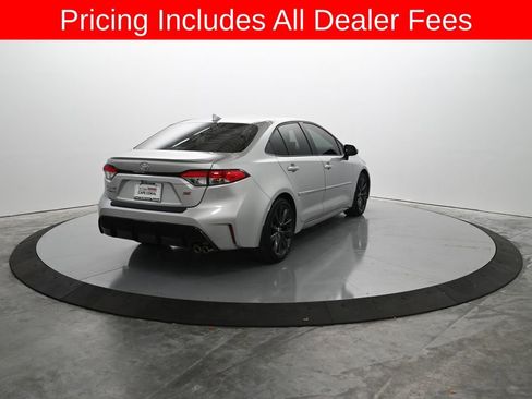 Used 2025 Toyota Corolla SE w/ SE Premium Package FWD image 7