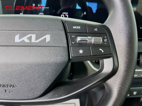 Used 2025 Kia K4 FWD image 17