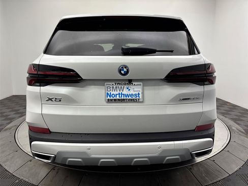 New 2026 BMW X5 xDrive50e AWD/4WD image 15