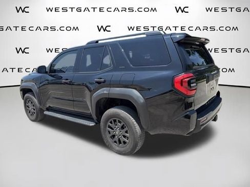 Used 2025 Toyota 4Runner SR5 AWD/4WD image 10
