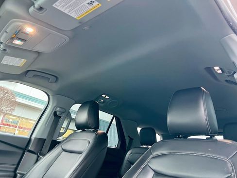 Used 2022 Ford Explorer XLT w/ Equipment Group 202A image 43