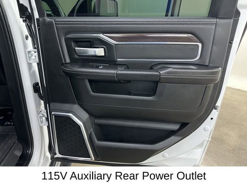 Used 2025 RAM 3500 Laramie AWD/4WD image 27