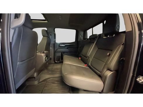 Used 2024 GMC Sierra 1500 SLT w/ SLT Premium Plus Package AWD/4WD image 15