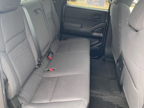 Used 2022 Nissan Frontier S w/ Technology Package image 19