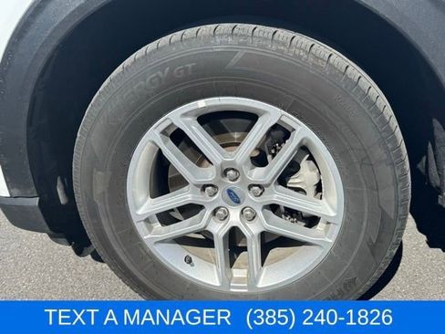 Used 2025 Ford Explorer Active image 26