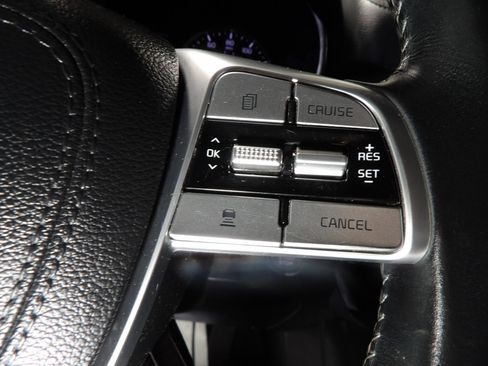 Used 2022 Kia Telluride LX FWD image 26