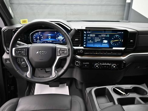 Used 2025 Chevrolet Silverado 2500 LT w/ Trail Boss Package AWD/4WD image 14