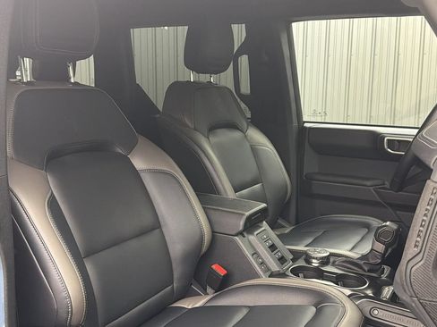 Used 2025 Ford Bronco Outer Banks AWD/4WD image 34