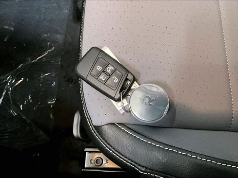 New 2026 Volkswagen Jetta SE image 32