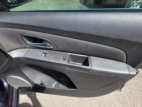 Used 2015 Chevrolet Cruze LTZ w/ Sun, Sound and Sport Package FWD image 13