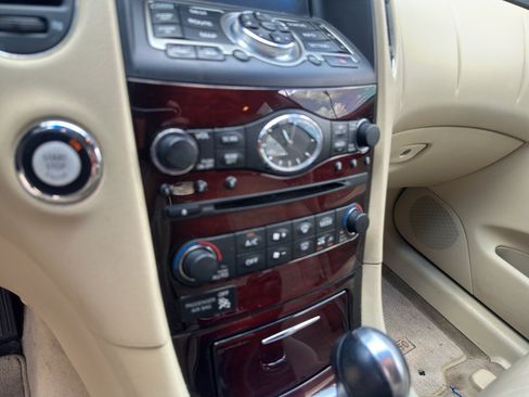 Used 2016 INFINITI QX50 2WD image 28