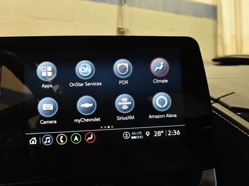 Used 2022 Chevrolet Corvette Stingray Premium Cpe w/ Body-Color Dual Roof Package image 10