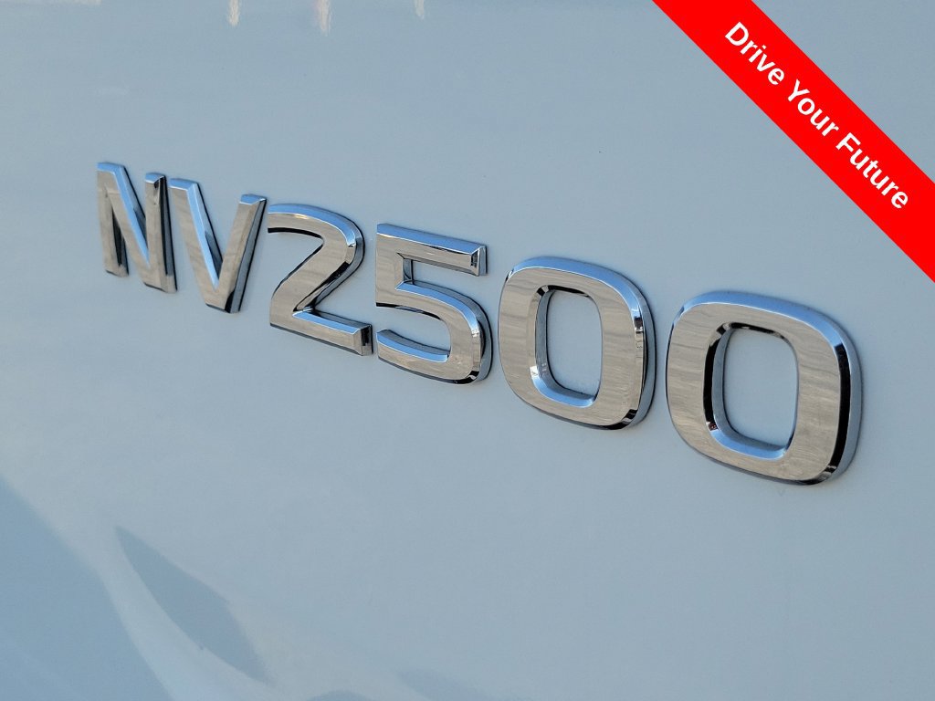 Used 2018 Nissan NV 2500 SL w/ Navigation Package RWD image 25