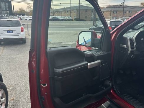 Used 2017 Ford F150 Lariat image 11