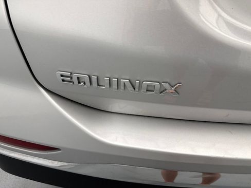 Used 2018 Chevrolet Equinox LS FWD image 9