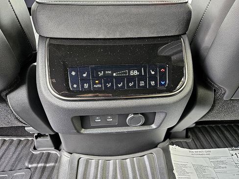 New 2026 INFINITI QX80 Autograph w/ Premium Cargo Package image 11