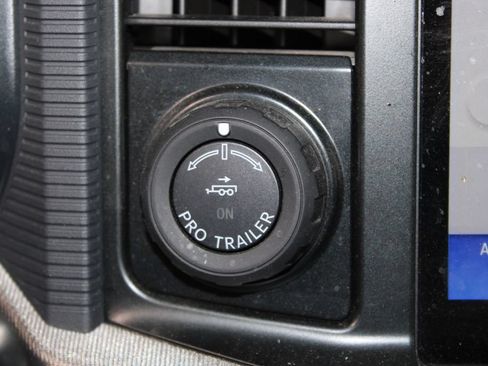 Used 2024 Ford F150 Platinum w/ Equipment Group 703A Plus AWD/4WD image 30