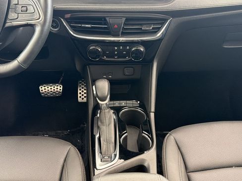 Used 2024 Buick Encore GX Sport Touring w/ Experience Buick Package FWD image 17