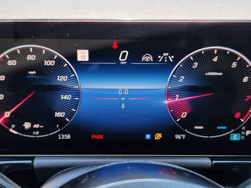 Used 2026 Mercedes-Benz GLA 250 4MATIC image 15