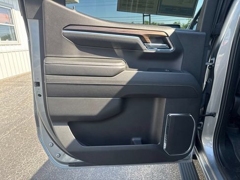 Used 2024 Chevrolet Silverado 1500 RST w/ Protection Package AWD/4WD image 16