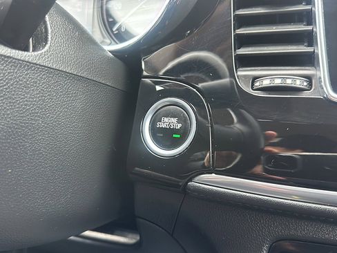 Used 2019 Buick Encore Sport Touring w/ Safety Package image 31