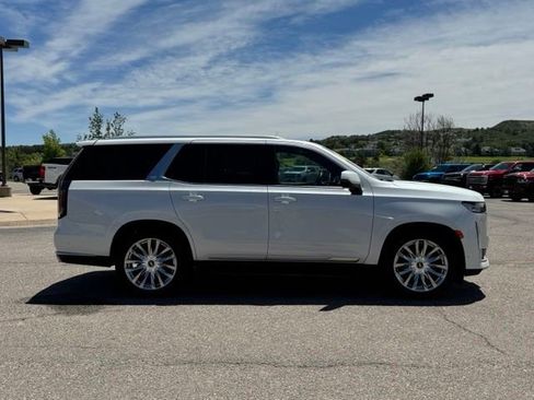 Used 2024 Cadillac Escalade Premium Luxury w/ Touring Package AWD/4WD image 6