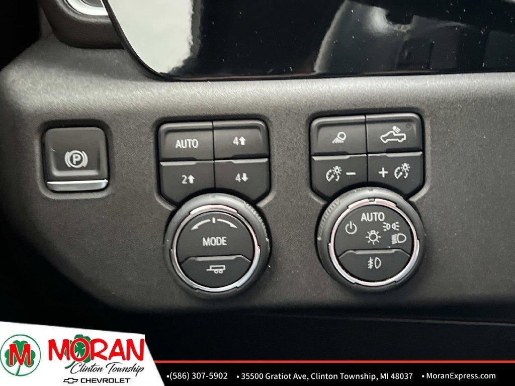 Certified 2024 Chevrolet Silverado 1500 RST AWD/4WD image 30