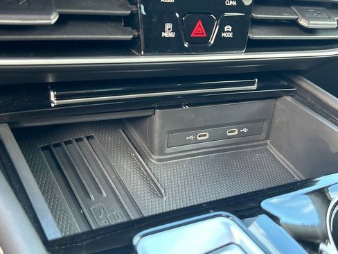 Used 2025 Volkswagen Atlas SE w/ Panoramic Sunroof Package image 33