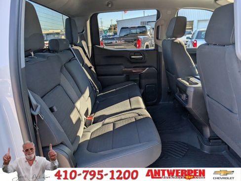 Used 2021 Chevrolet Silverado 1500 LT Trail Boss w/ Bed Protection Package image 13